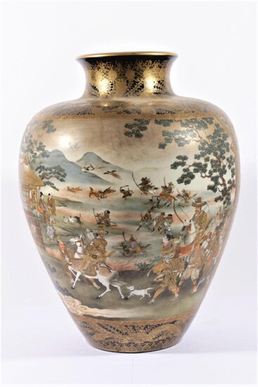 Impressive Satsuma Vase Decorated Beautifully With Warriors And a River Scene, Marked to Base, Unzan (H46.5cm)