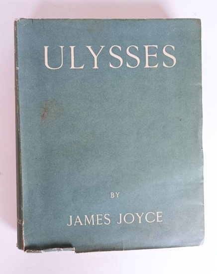 JOYCE (James). Ulysses. Paris, Shakespeare and Company, 1928. In-8, brochage fatigué. Nouvelle édition chez Shakespeare...