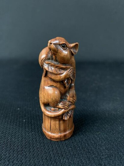 Japanese Carved Wood Netsuke Mouse, Signed