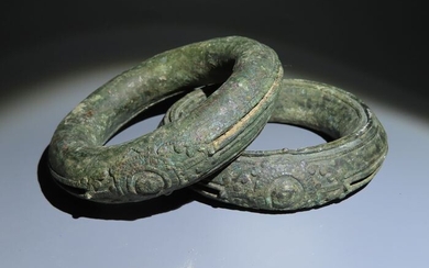 Khmer Bronze Pair of anklets. 13,5 cm D. Intacts! Ex. Far Eastern Antiques adn Arts Inc.