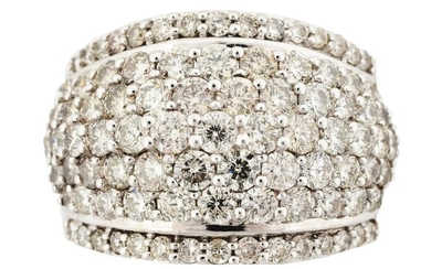LADY'S 14K WHITE GOLD DOME-STYLE DIAMOND RING WITH