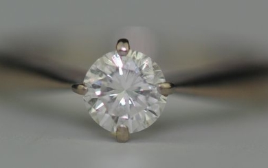 LOT 274 (Certified) Solitaire Diamond (0.50ct) SI2 Colour H - 18 kt. White gold - Ring