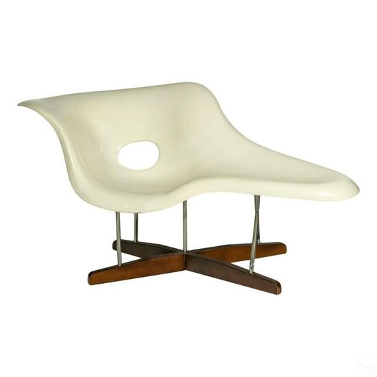 La Chaise Lounge Designed by Charles & Ray Eames