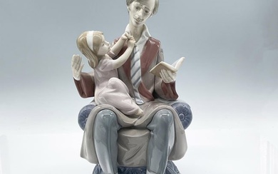 Lladro Porcelain Figurine, Daddy's Girl 1005584