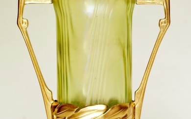 Loetz Wwe - Jugendstil * Art Nouveau - Vase - Wave optical - Glass in gold-plated pewter mount