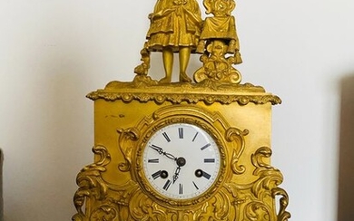 Mantel clock - Produzione Francese - Ormolu - about 1820
