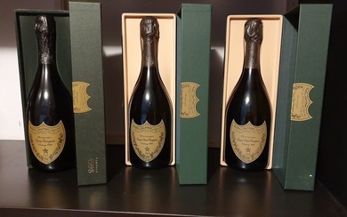 Mixed lot - 1995 (2) & 1998 Dom Perignon - Champagne Brut - 3 Bottles (0.75L)