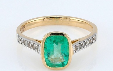 (No Reserve) [ALGT Certified]-(Emerald) 1.43 Cts-(Diamond) 0.20 Cts (12) Pcs - 14 kt. Bicolour - Ring