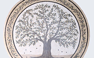 Plateau décoratif de forme ronde composé de tesselles figurant une mosaïque à décor d'un olivier...