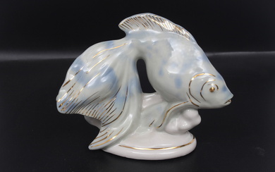 Porcelain figurine "Fish" Riga Porcelain and Faience Factory. Porcelain, gilding, painting. 14x16 cm