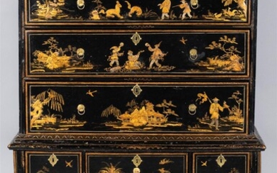 QUEEN ANNE BLACK JAPANNED HIGHBOY, EARLY 18TH CENTURY