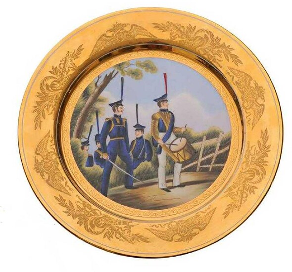 RUSSIAN IMPERIAL PORCELAIN MILITARY DISH