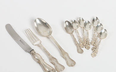 SILVER CUTLERY, 10 pieces, including “Olga” 1896 and teaspoons “Rosen” 1955.