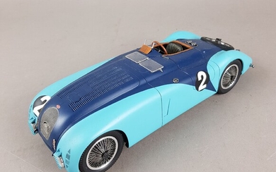 SPARK - Véhicule Bugatti échelle 1/18 métal - en l'état