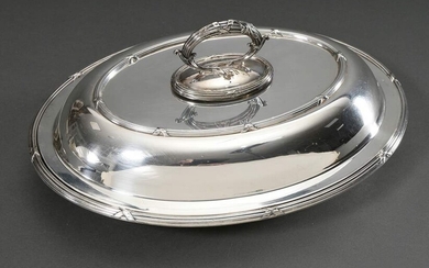 Silver plated English entrée dish in oval form with cross rim decoration, James Dixon & Sons/ Sheffield circa 1900, 30x23, light scratches