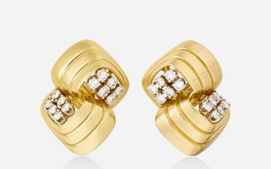 Tiffany & Co., Diamond and gold earrings