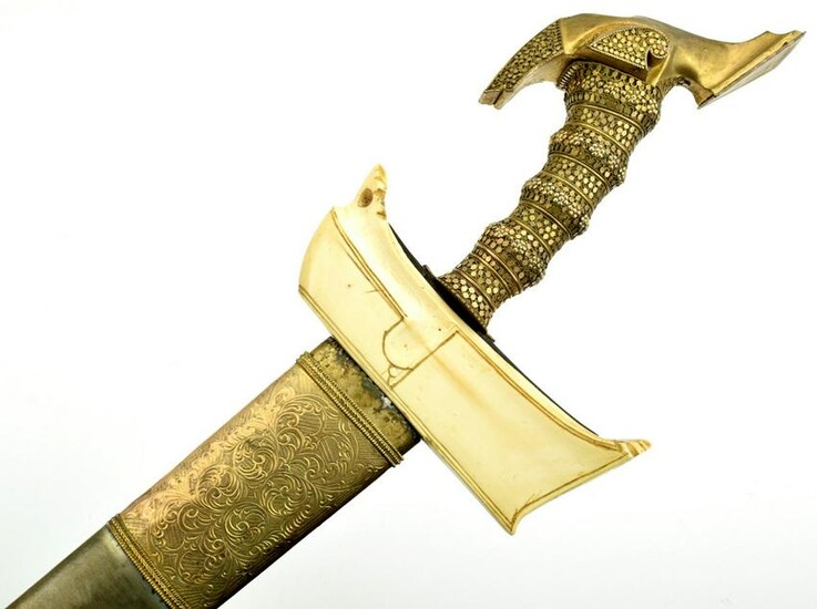 Very Fine Philippine Moro KRIS Battle Sword in Gold