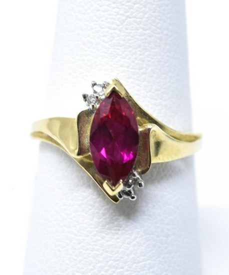 Vintage 10kt Yellow Gold Diamond & Ruby Ring