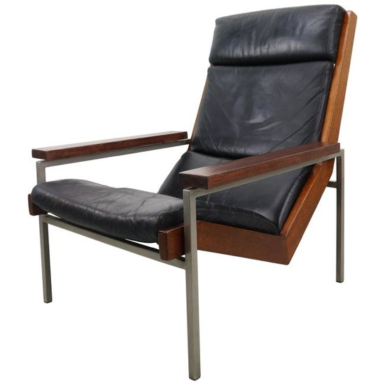 Lotus Armchair in Black leather by Rob Parry for De