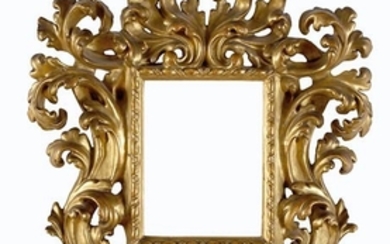 FRAME, TUSCANY, 17th CENTURY Carved wooden frame with leafy spirals...