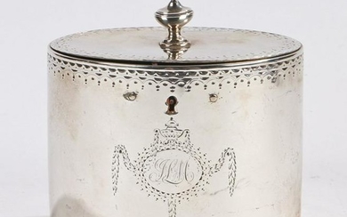 George III silver tea caddy, London 1782, maker William