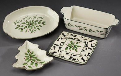 (4) Lenox porcelain table accessories in 'Holiday'