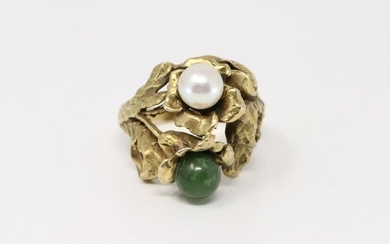 14Kt Yellow Gold Vintage Pearl & Jade Ring.