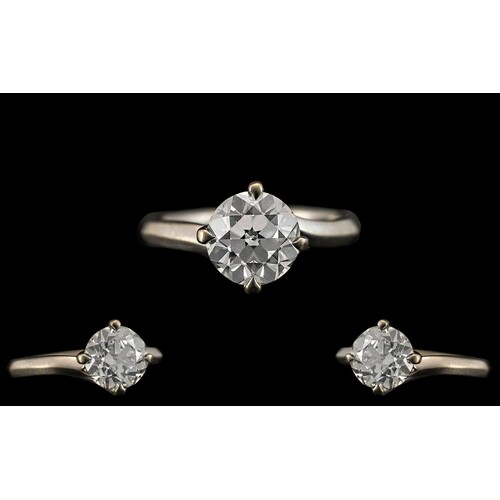 18ct White Gold Superb Single Stone Diamond Set Ring. The r...