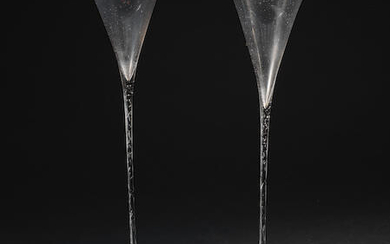 Another pair of Netherlands façon de Venise toasting glasses, 17th century