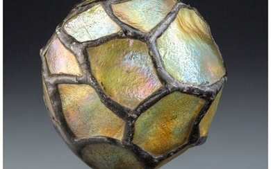 79010: Tiffany Studios Glass Turtleback Finial, circa 1