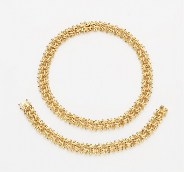 A 14k gold chain necklace and bracelet
