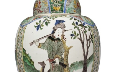 A CHINESE EXPORT FAMILLE VERTE JAR AND COVER
