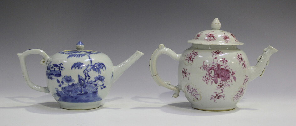 A Chinese blue and white export porcelain teapot and cover, Qianlong period, the globular body paint