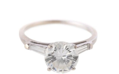 A Classic 1.30 ct Round Diamond Engagement Ring