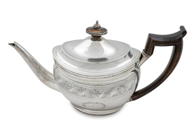 A George III Silver Teapot Height 7 1/2 x length over
