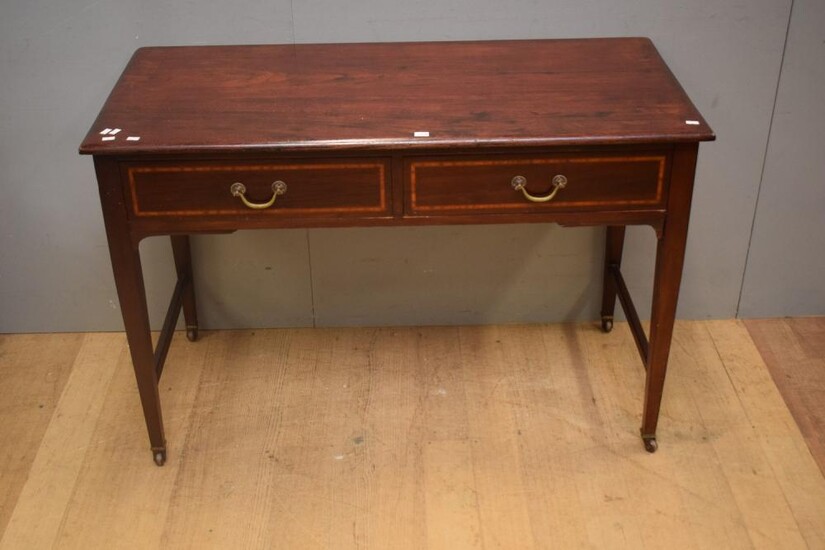 A TIMBER GEORGIAN STYLE TWO DRAWER CONSOLE (78H X 106W X 54D CM)