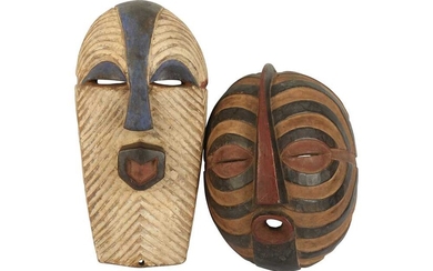 A late 20th century tribal mask
