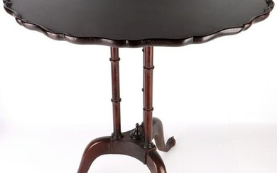 ANTIQUE DARK REDWOOD CIRCLE THREE-LEGGED TABLE