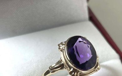ART DECO 10KT YELLOW GOLD AMETHYST FASHION STATEMENT COCKTAIL RING An Outstanding Antique Art Deco
