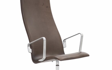 SOLD. Arne Jacobsen: "Oxford". A high backed swivel chair with aluminium base and armrests, seat and back with brown leather. – Bruun Rasmussen Auctioneers of Fine Art