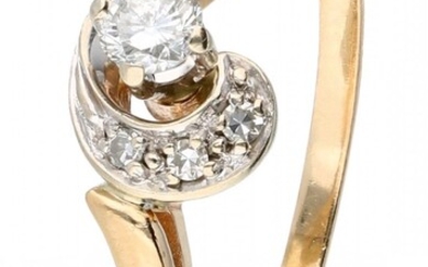 BLA 10K. bicolor gold ring set with approx. 0.14 ct. diamond.