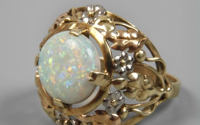 Bague pour femme avec opale rare vers 1930, or blanc et jaune estampillé 585, tête...