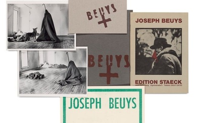 Beuys, Joseph Umfangreiche Dokumentation zum Werk des Künstlers. 1970er bis 2000er-Jahre.