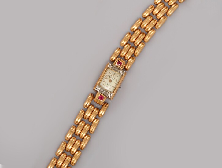 Bracelet montre en or rose , 750 MM, lunette... - Lot 10 - Marie-Saint Germain