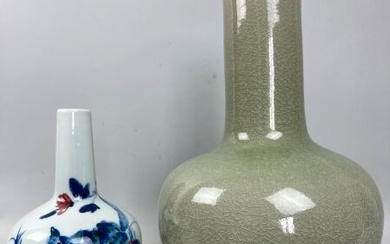 CHINE - Moderne Vase bouteille en porcelaine... - Lot 10 - Morand & Morand