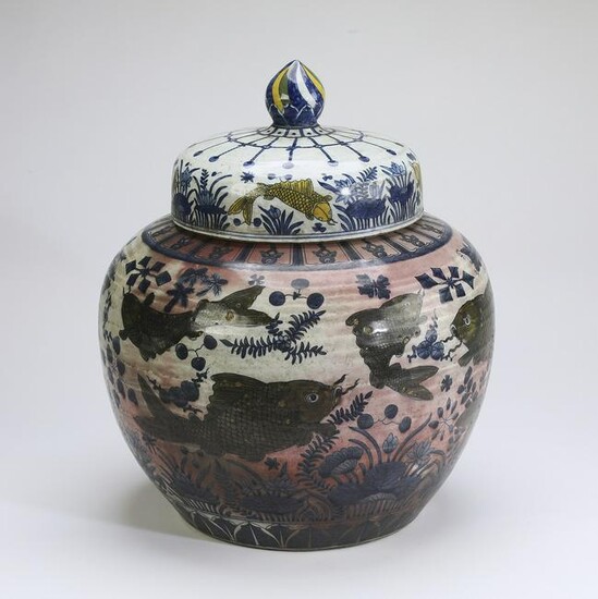 Chinese Ming style lotus pond lidded jar