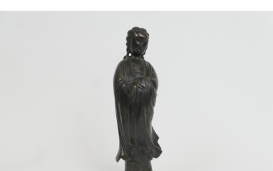 Chinese bronze figure of Guanyin, Qing Dynasty, 18th or 19th...