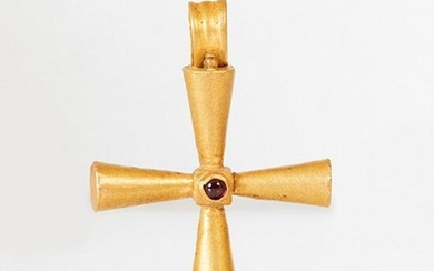 Cross. Byzantine culture, 6th-8th century AD . Gold and
