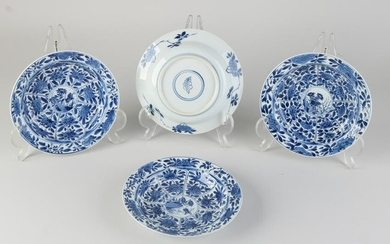 Four 17th - 18th century Kang Xi plates, Ã˜ 15.5 cm.