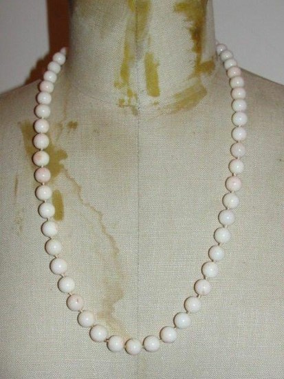 Gorgeous Angel Skin Coral bead Necklace